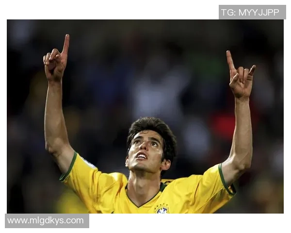 再见了足球球星：那些让人铭记的传奇与离去的时刻