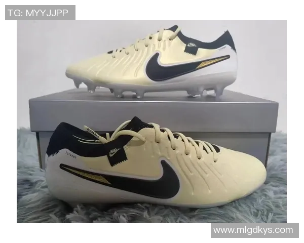 哪些足坛巨星曾经穿过经典的f50刺青足球鞋揭秘球场传奇时刻