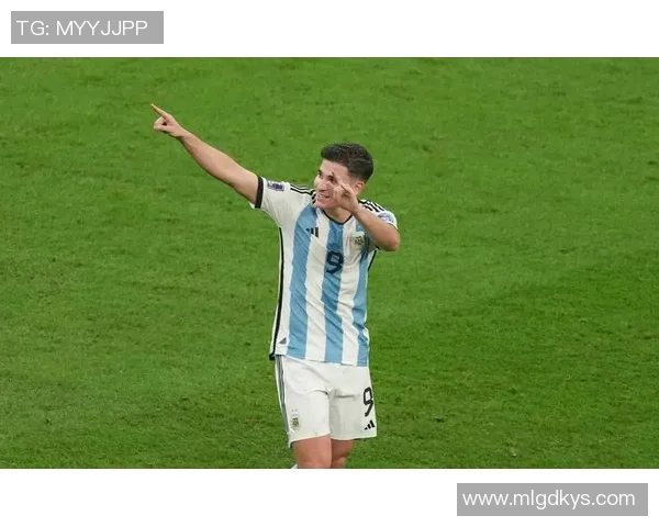 阿根廷足球传奇球星高清壁纸展现风采与荣耀