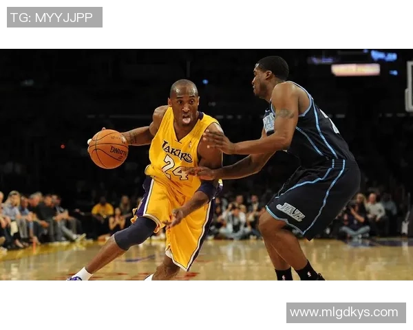 巴西足球传奇莱昂纳多的巅峰之路与球场风采解析